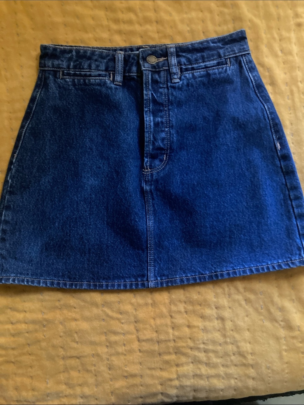 ROLLA'S A perfect A-line 80's inspired denim mini. Fabric is 100% cotton. - Picture 5 of 6